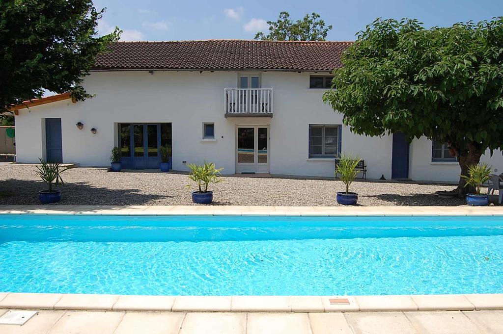 Douce France 82 Bed & Breakfast Saint-Nicolas-de-la-Grave Exterior photo